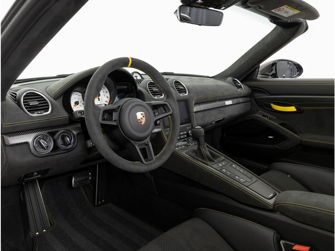 Porsche 718 Spyder RS