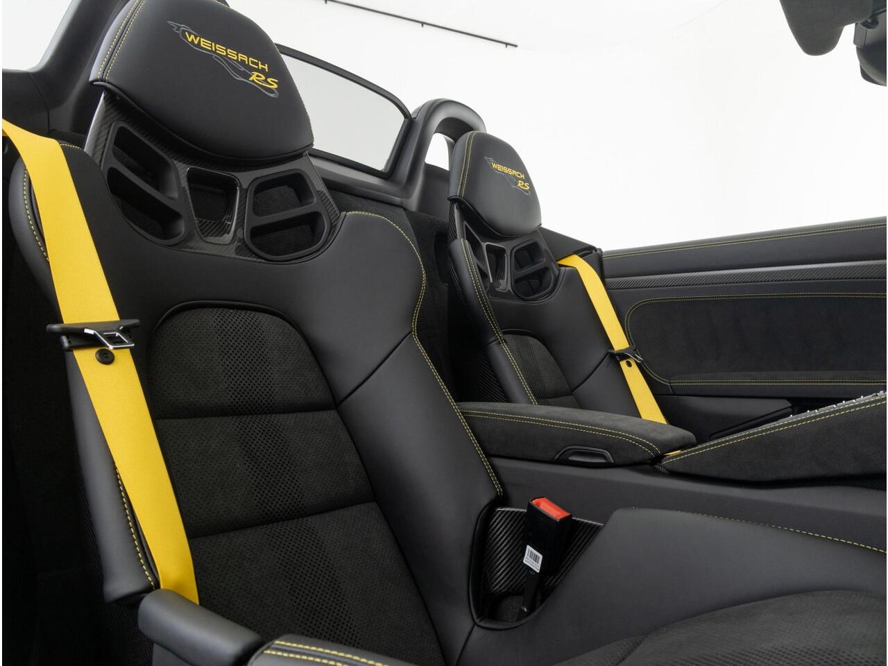 Porsche 718 Spyder RS