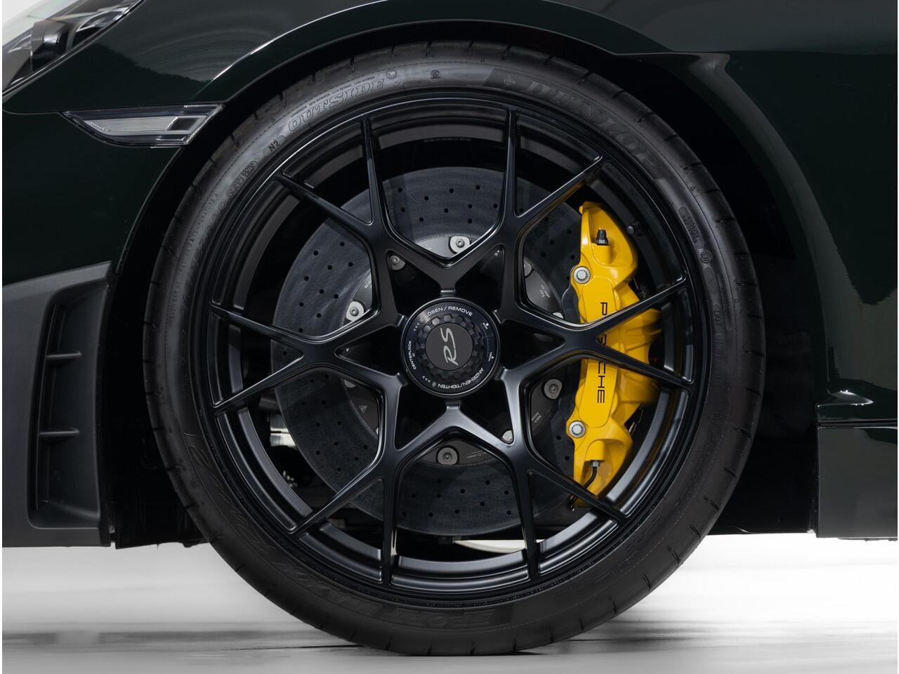 Porsche 718 GT4 Cayman RS