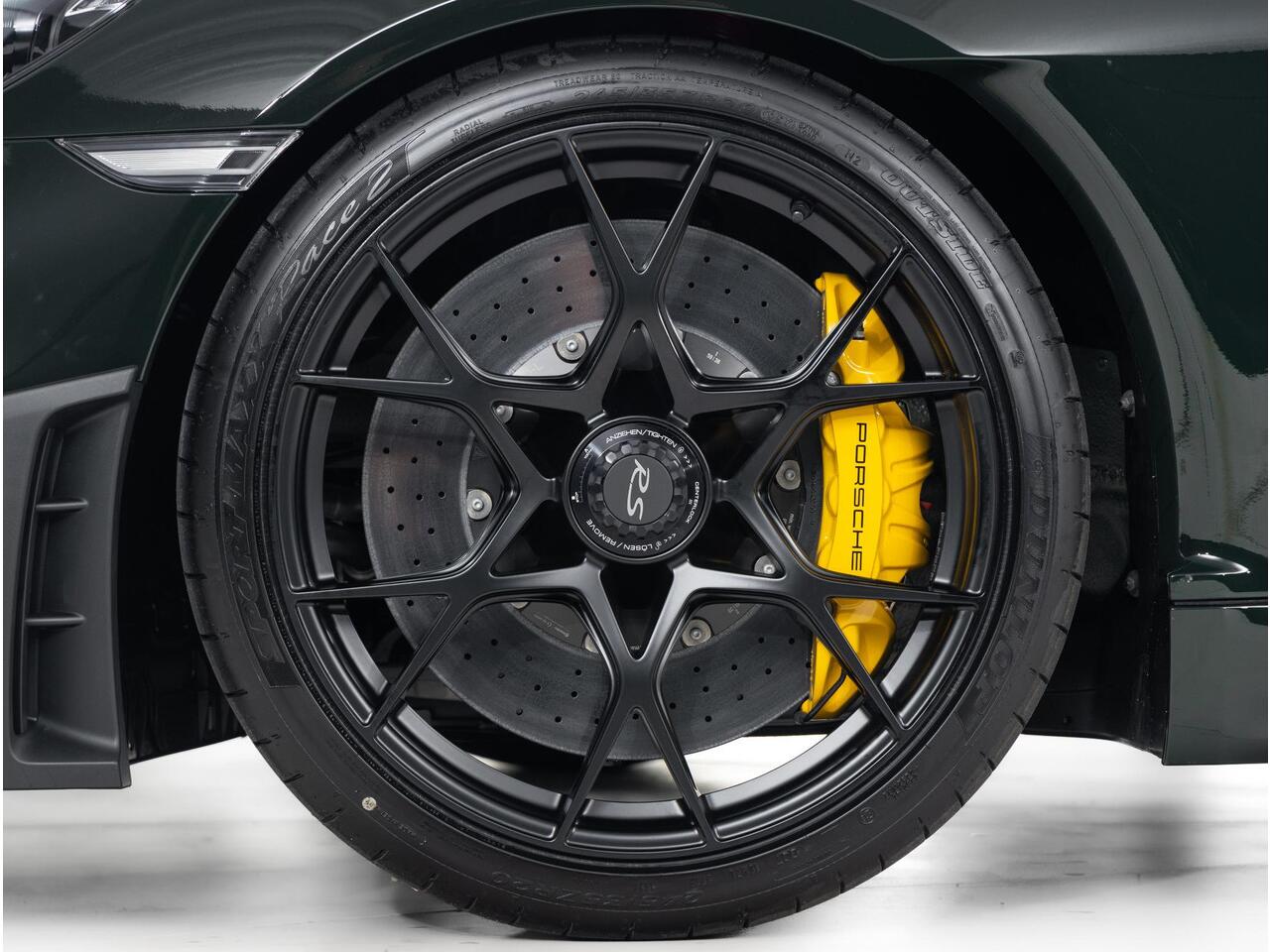 Porsche 718 GT4 Cayman RS