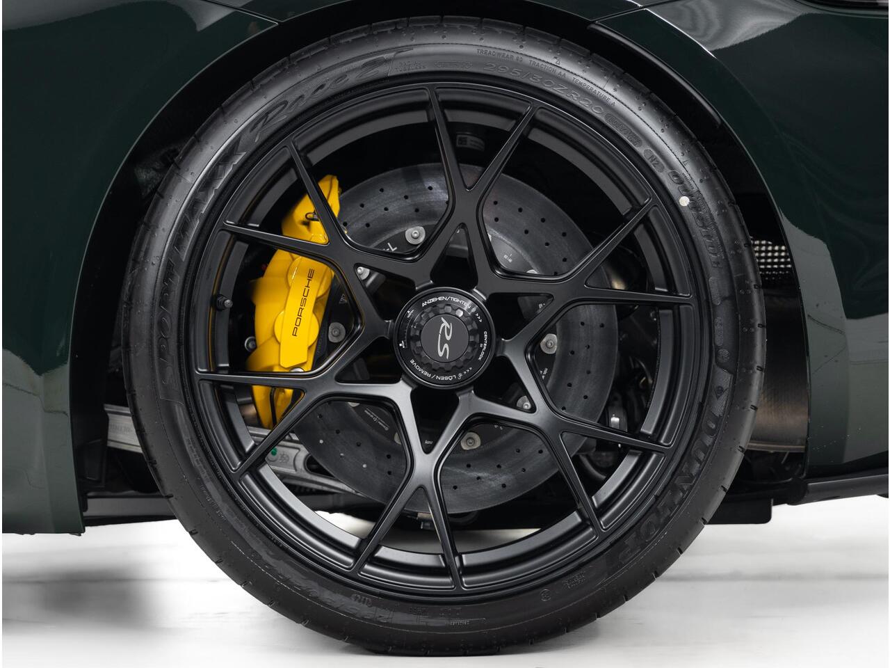 Porsche 718 GT4 Cayman RS