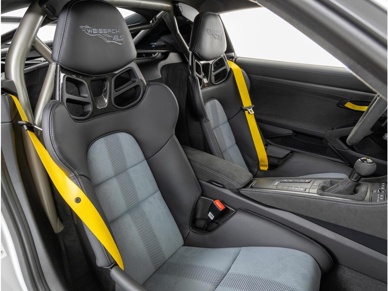 Porsche 718 GT4 Cayman RS