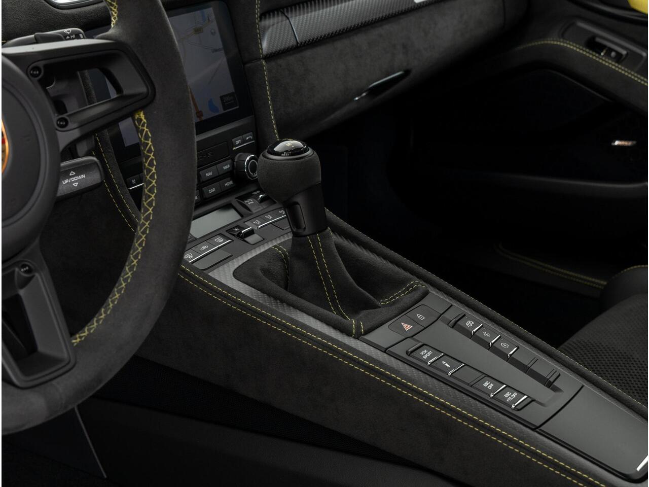 Porsche 718 GT4 Cayman RS