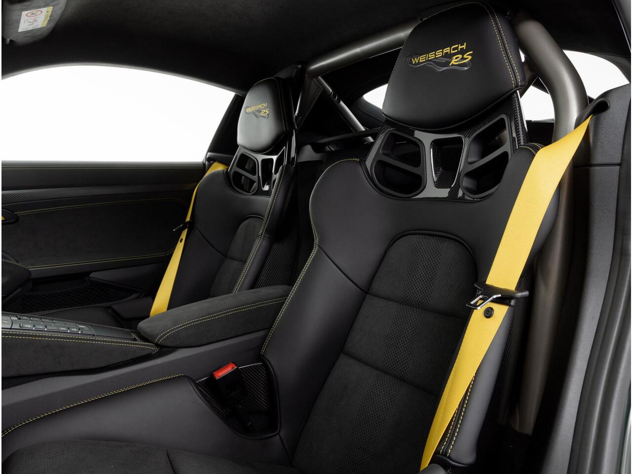 Porsche 718 GT4 Cayman RS