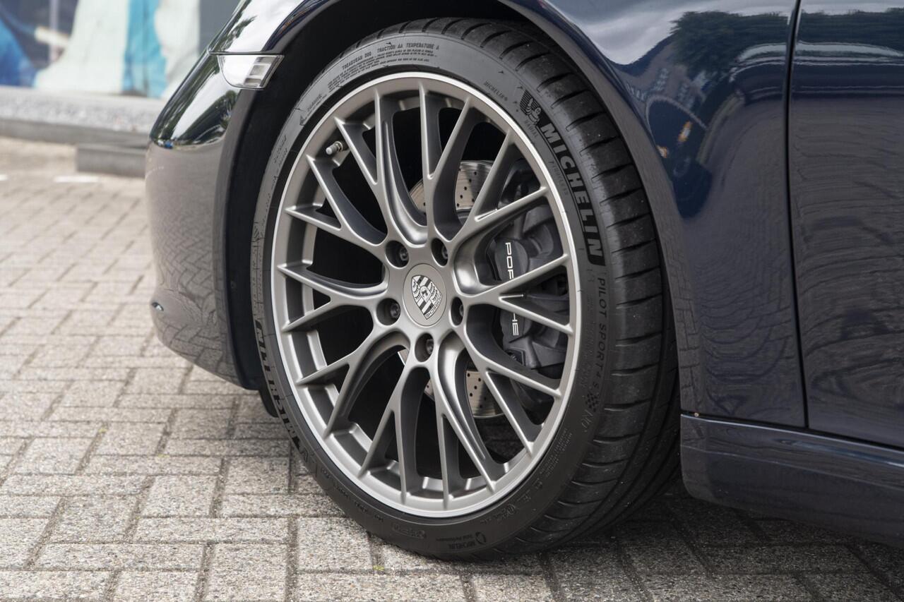 Porsche 911 3.0 Carrera / SCHUIFDAK / SPORTDESIGN / SPORTUITLAAT / CARBON