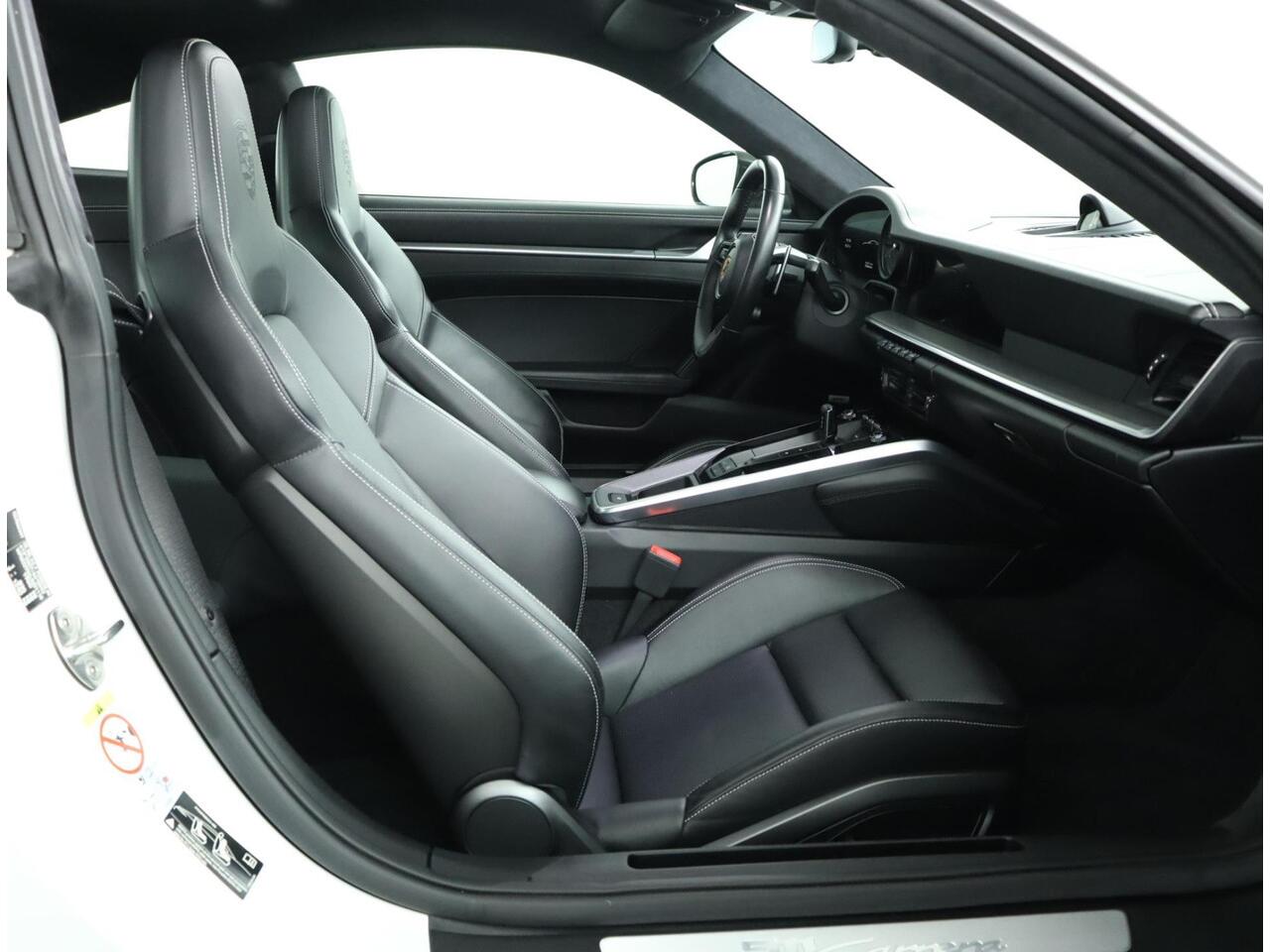 Porsche 911 3.0 Carrera |NAP | Pano |Sport Chrono | Adaptief onderstel |Bose |Porsche Exclusive verlichting