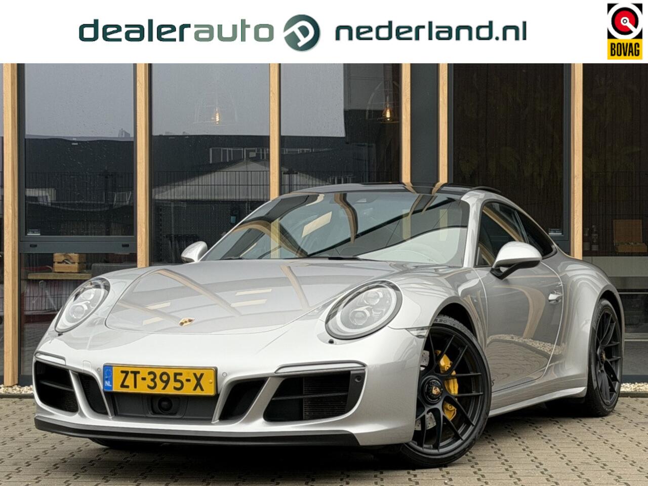 Porsche 911 3.0 Carrera 4 GTS | NL-auto | Sport-Chrono | Bose | Schuif/kante