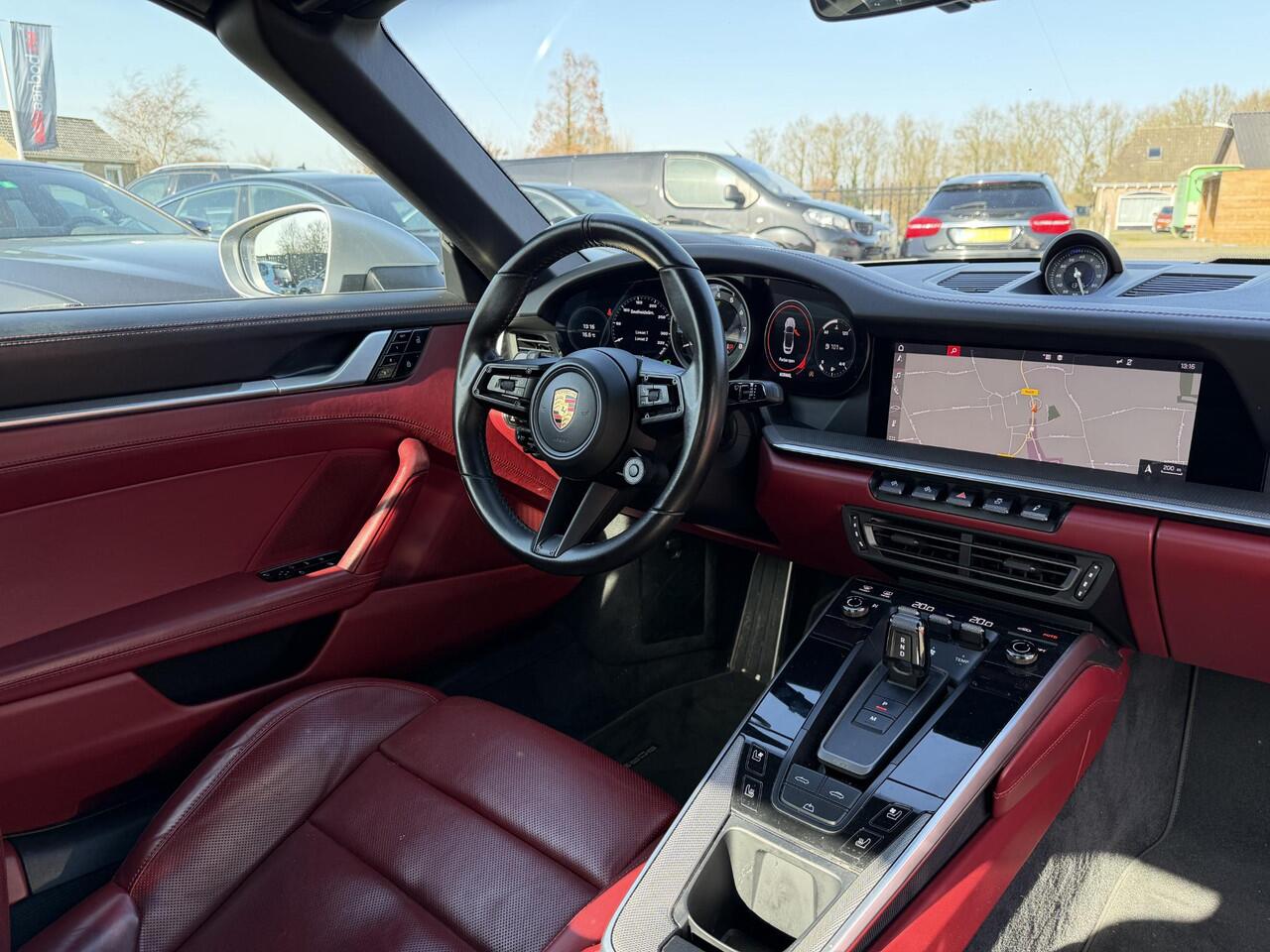 Porsche 911 Cabrio 3.0 Carrera S 450PK | Sport Chrono | Sport Uitlaat | 360* Camera | Stoelventilatie/Verwarming | DAB |