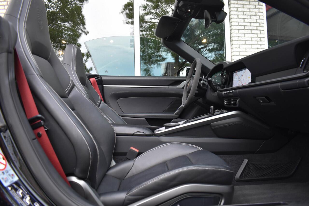 Porsche 911 Cabrio 3.0 Carrera S Cabrio Sport Chrono Leder Camera