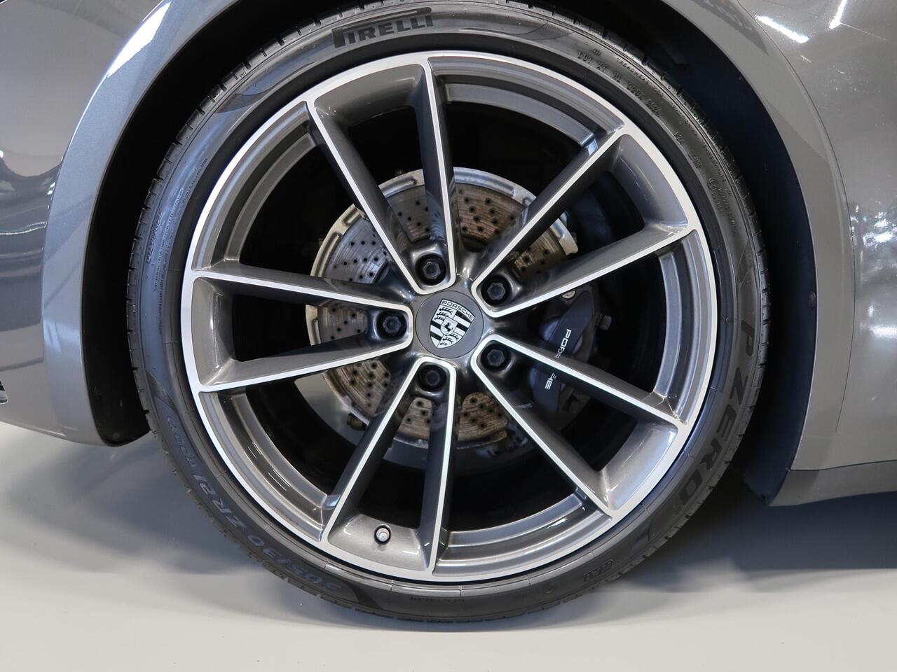 Porsche 911 Cabrio 3.0 Carrera 992 Bose 360 Camera Sportuitlaat PASM Sport-Chrono 21 inch Approved garantie 10/2026 Cabriolet 4 Nieuwe banden Groot onderhoud gehad PPF folie NIEUWSTAAT Flippers Stoelverkoeling LED PDLS