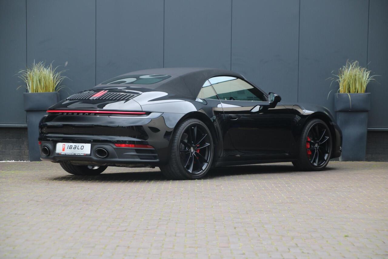 Porsche 911 Carrera S Cabrio (992) 450pk | Sport Chrono | Sportuitlaat | Stoelventilatie |