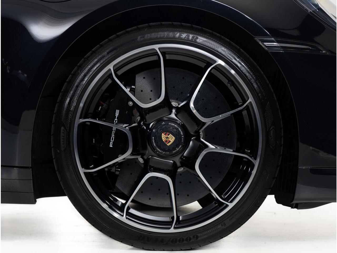 Porsche 911 Turbo S Cabriolet