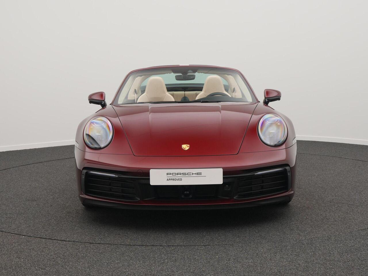 Porsche 911 Targa 4S Heritage Edition