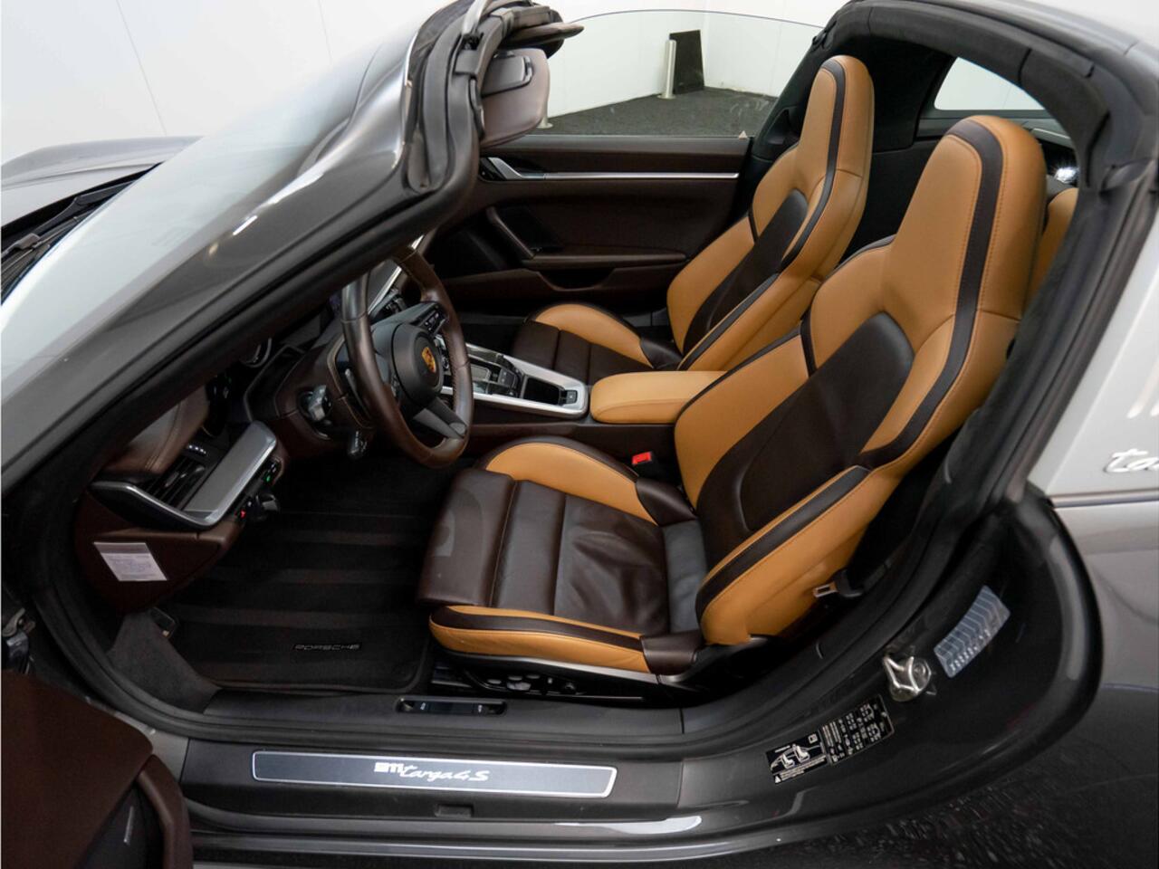 Porsche 911 3.0 4S Targa | Origineel NL | Bose® | 4 wiel sturing