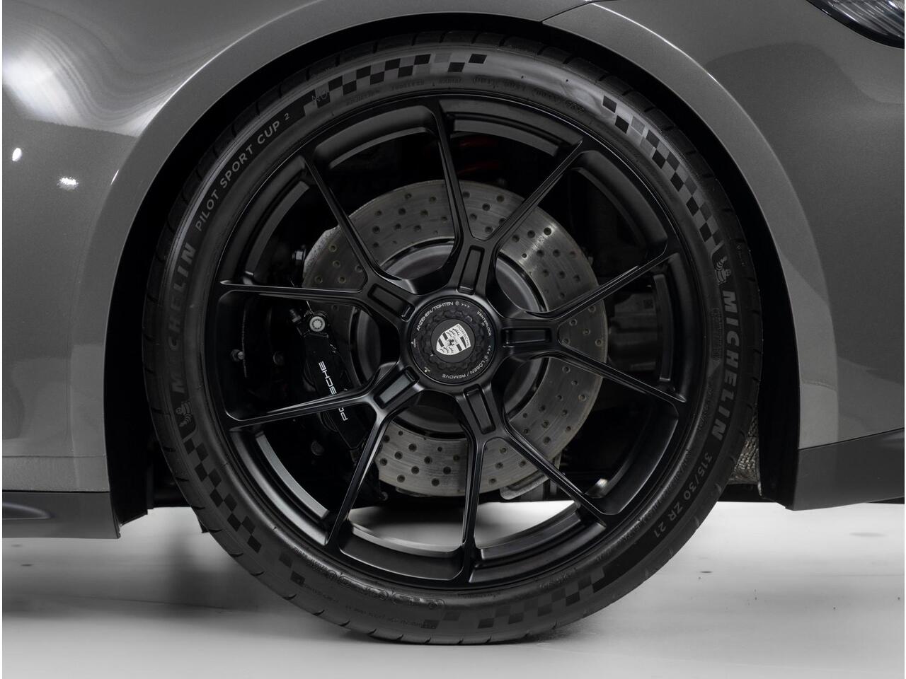 Porsche 911 GT3 Touring