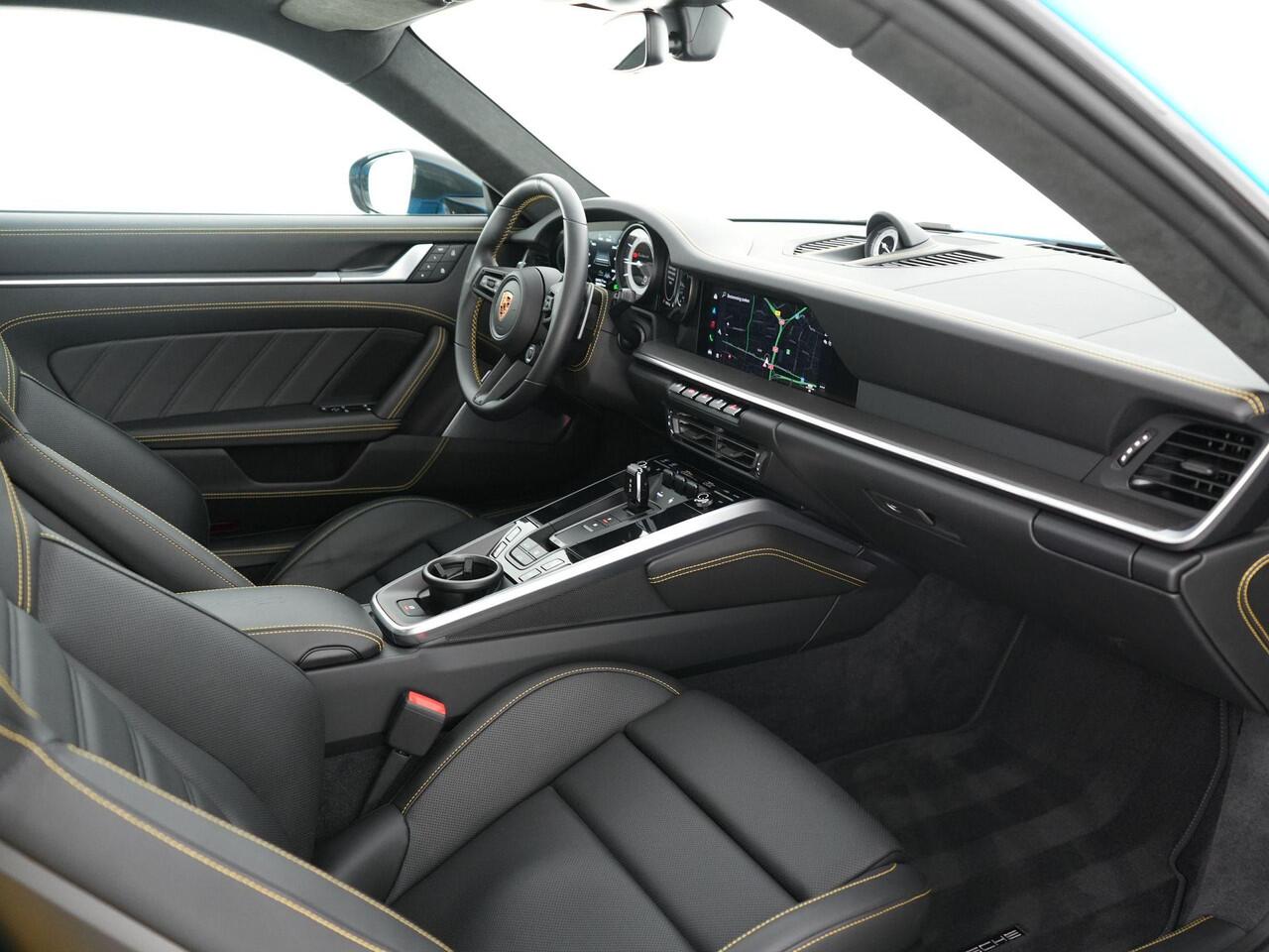 Porsche 911 Turbo S 3.8 650pk |dealer onderhouden|Aero-pakket|wrap|lift|Burmester|sport-chrono|PDCC|sportuitlaat|360|panoramadak|memory|18-voudig|stoelverwarming & verkoeling|