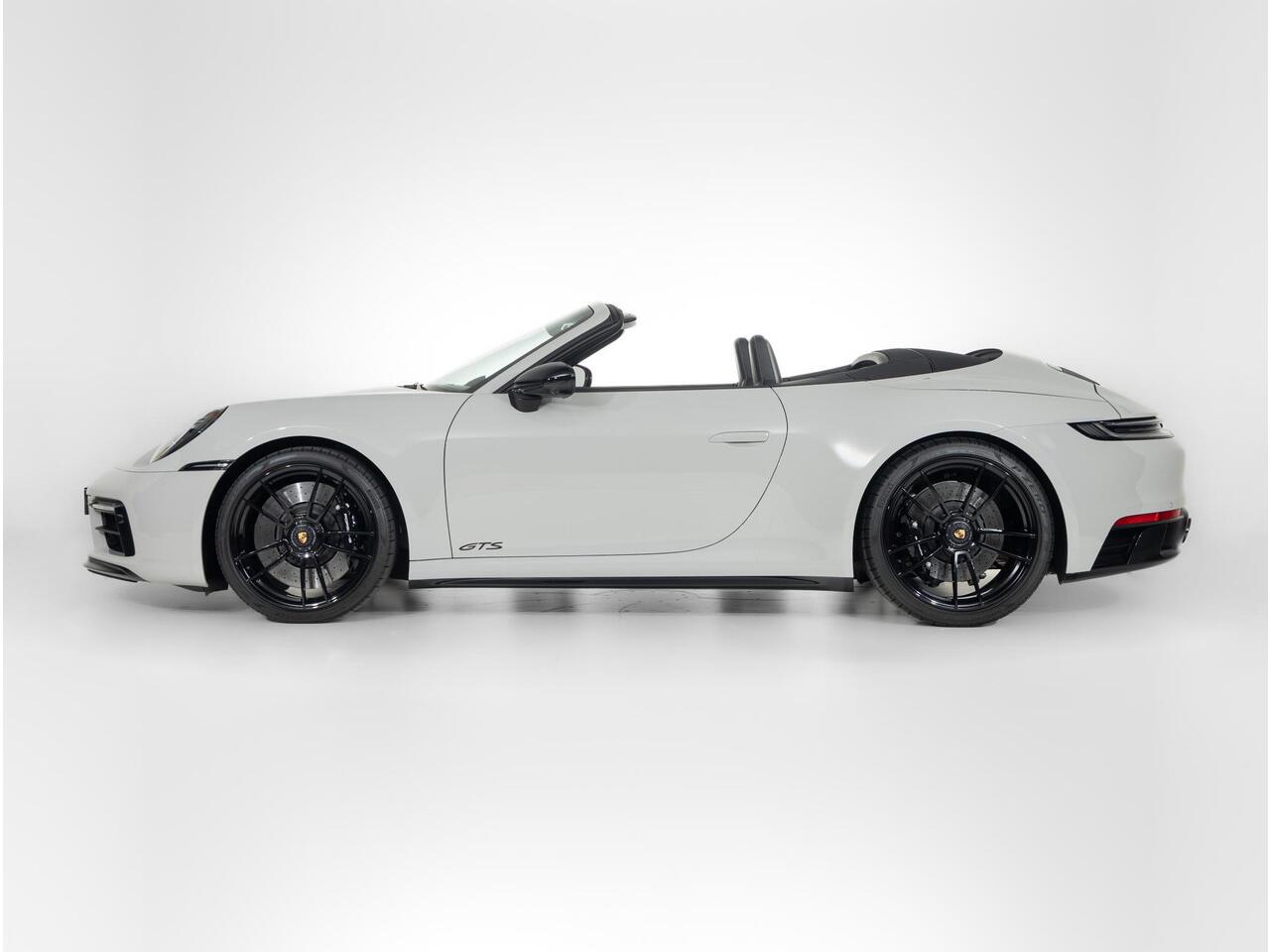 Porsche 911 Carrera 4 GTS Cabriolet