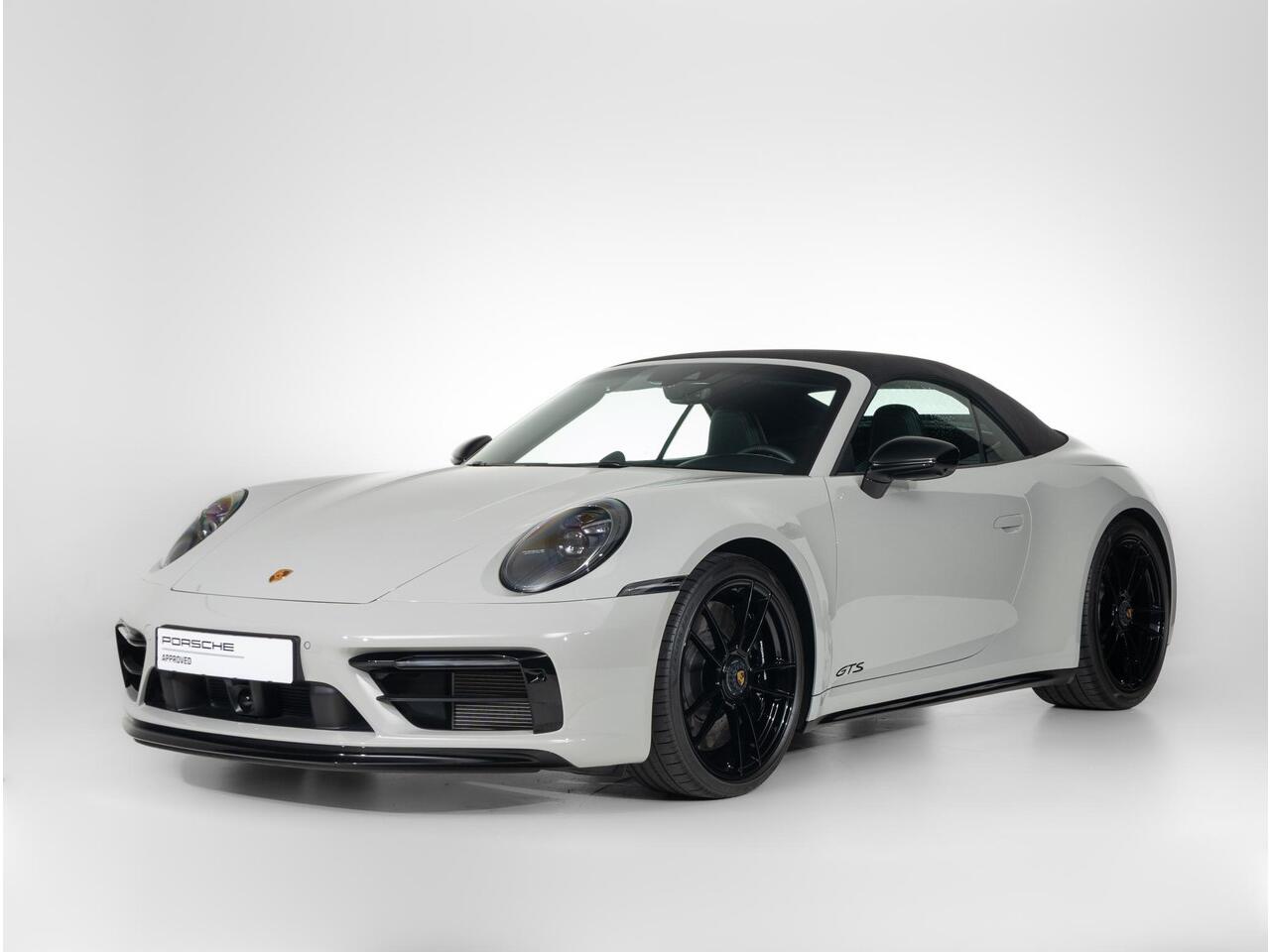 Porsche 911 Carrera 4 GTS Cabriolet