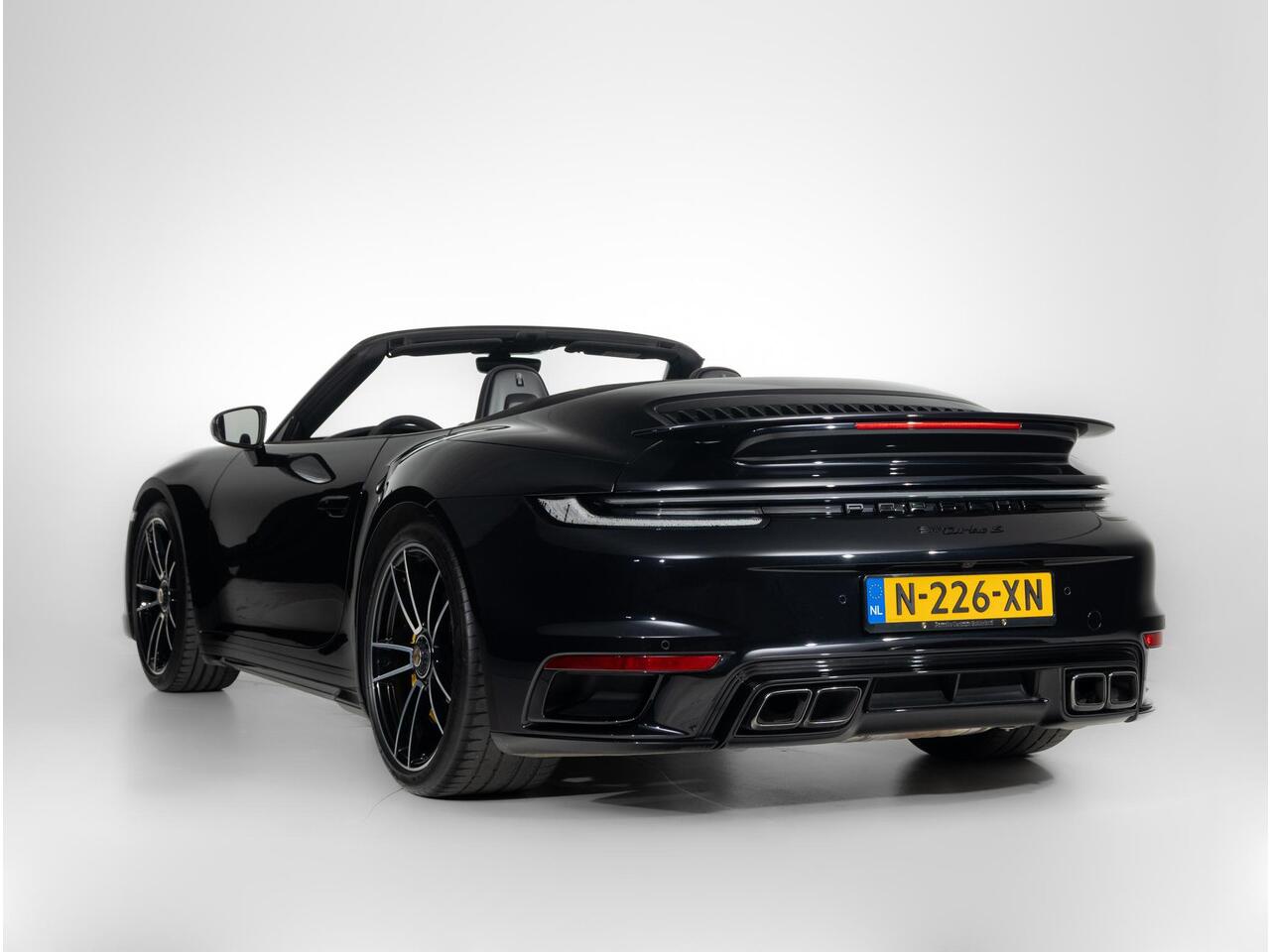 Porsche 911 Turbo S Cabriolet