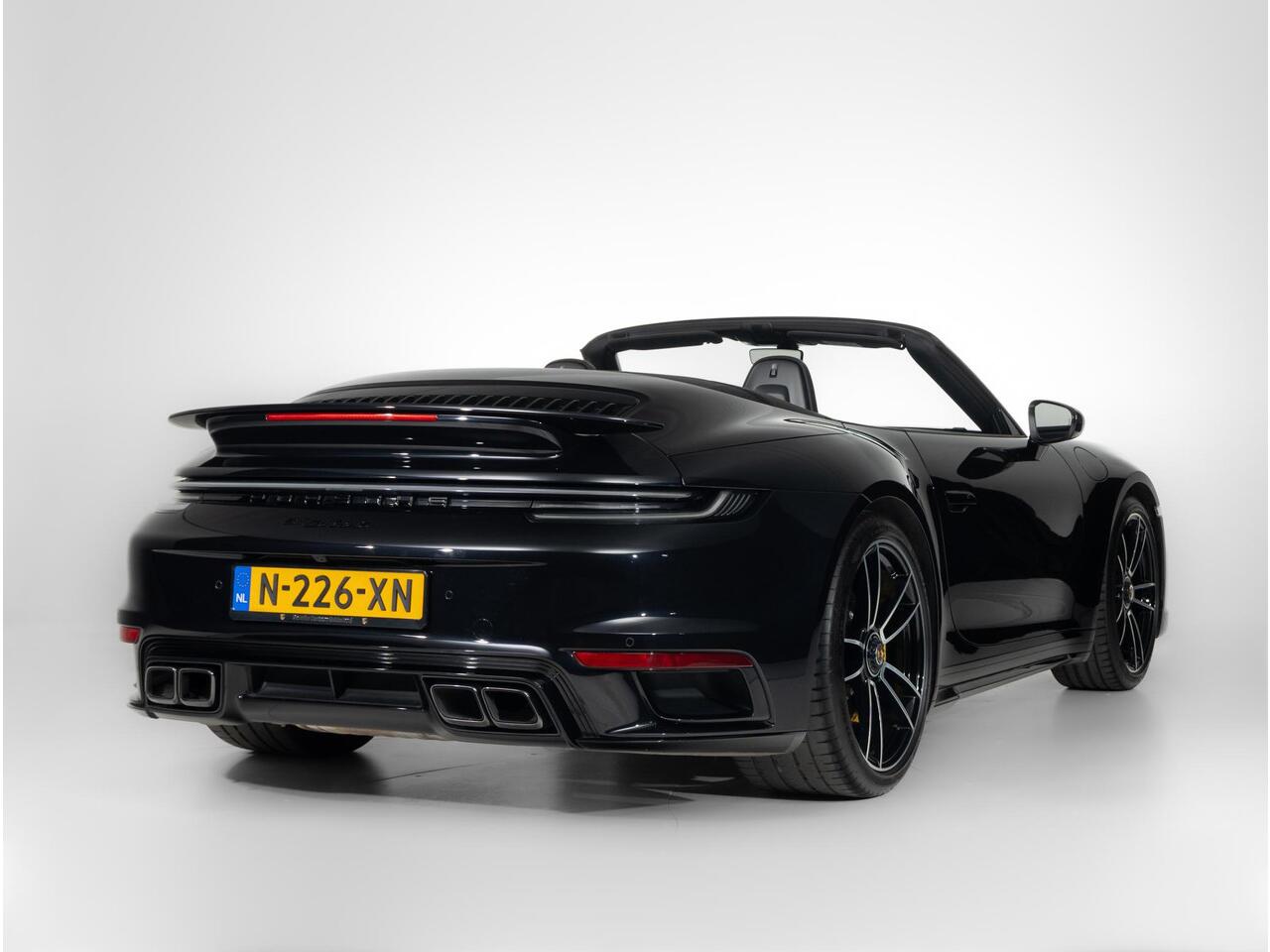 Porsche 911 Turbo S Cabriolet