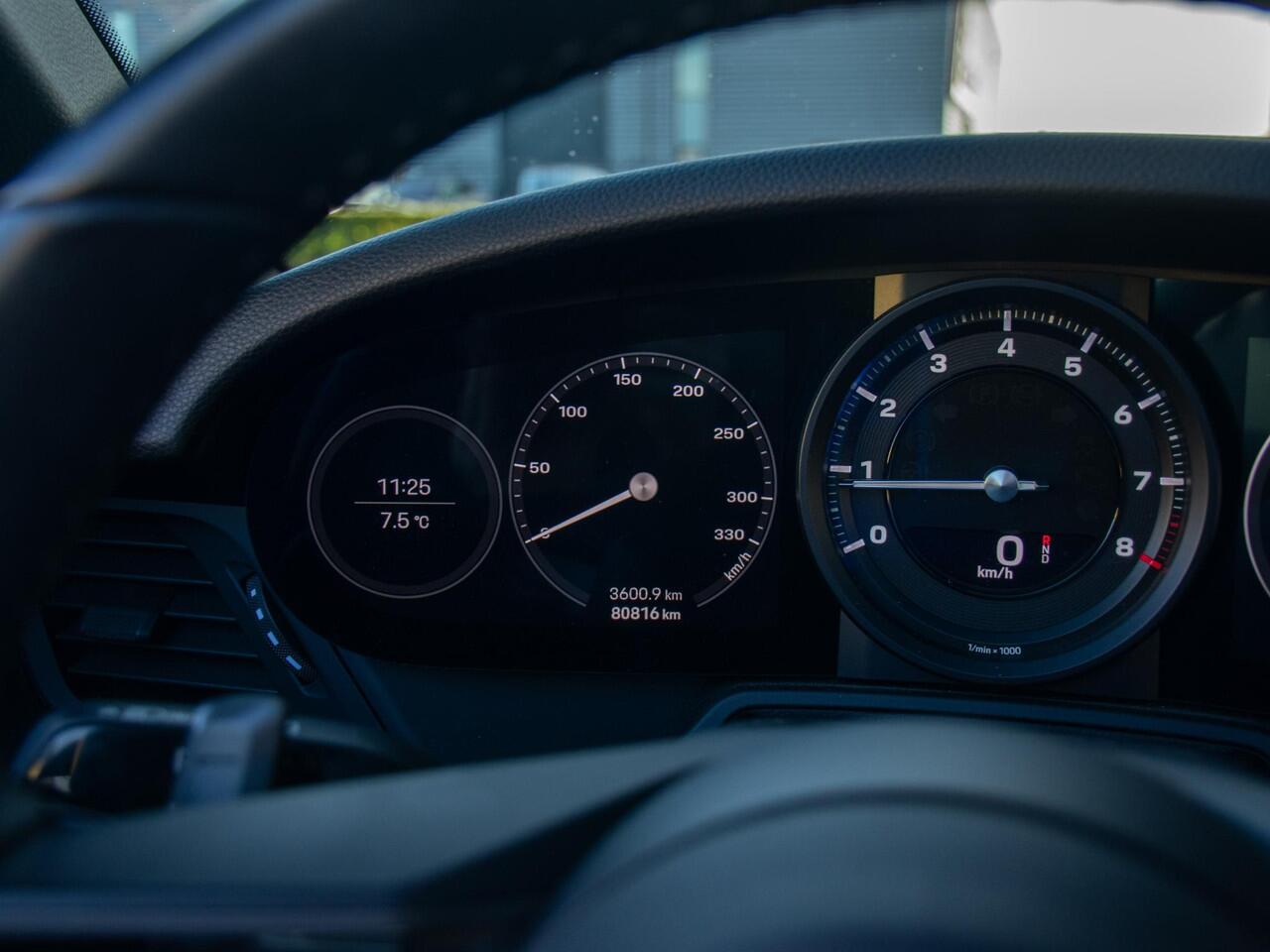 Porsche 911 Cabrio 3.0 Carrera l LED l Camera l 20"