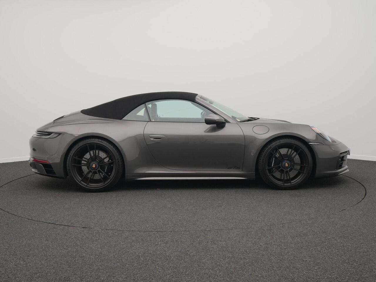 Porsche 911 Carrera GTS Cabriolet