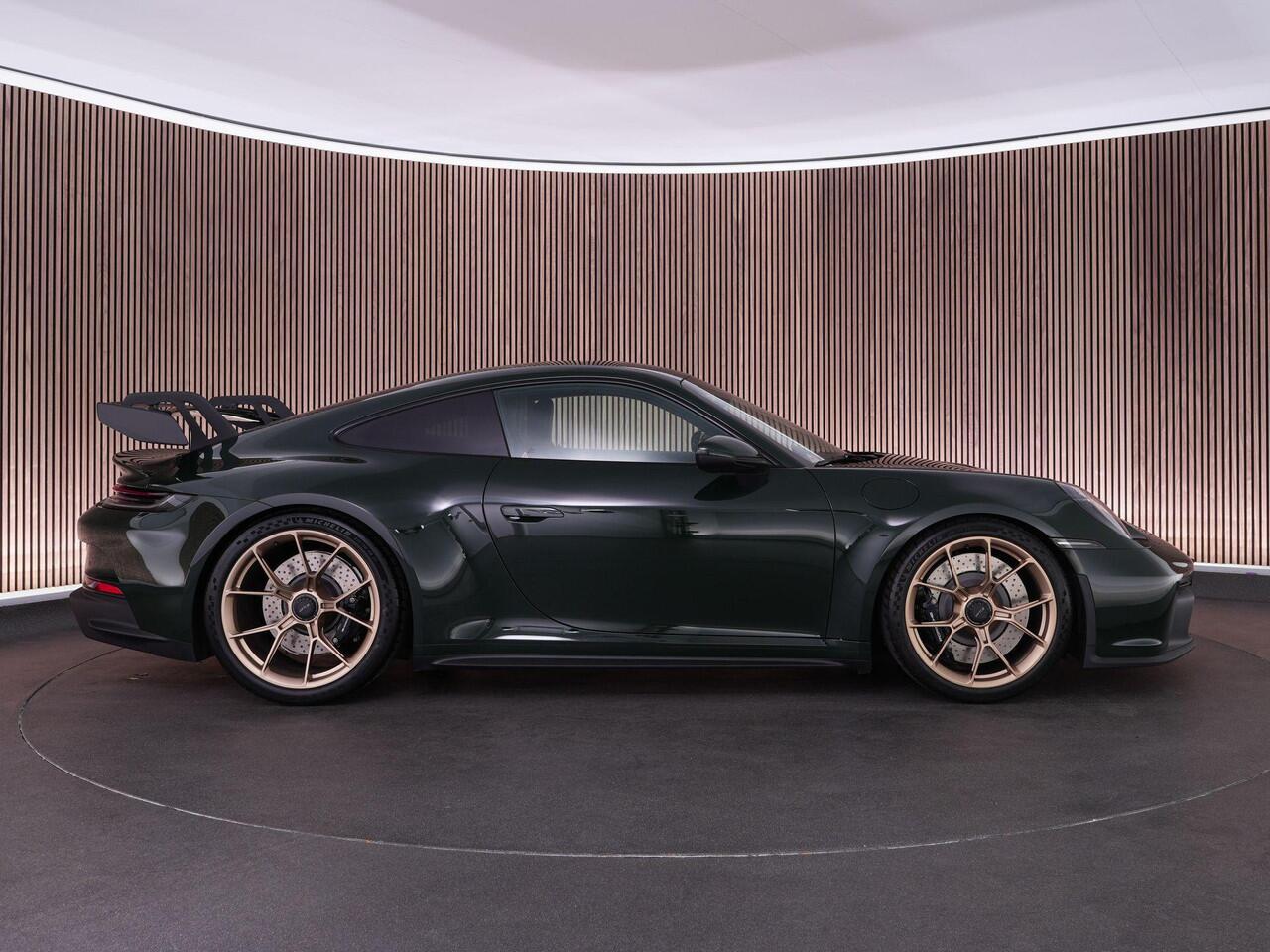 Porsche 911 4.0 GT3 |PTS Brewster green|dealer onderhouden|neodyme velgen|lift|18-voudige sportstoelen|sportchrono|Bose|stoelverwarming|Carplay|