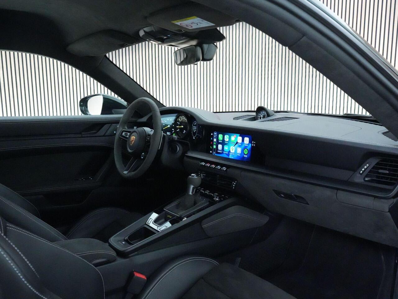 Porsche 911 4.0 GT3 |PTS Brewster green|dealer onderhouden|neodyme velgen|lift|18-voudige sportstoelen|sportchrono|Bose|stoelverwarming|Carplay|