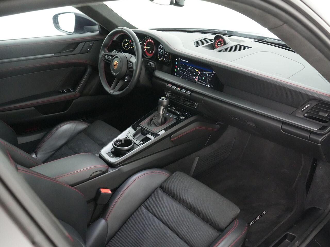 Porsche 911 4.0 GT3 Touring |Akrapovic|Akrapovic downpipes|Akrapovic diffusor|stealth PPF|Org. NL|kerm. coating|dealer onderhouden|lift|sport chrono|18-voudig|Bose|stoelverwarming|