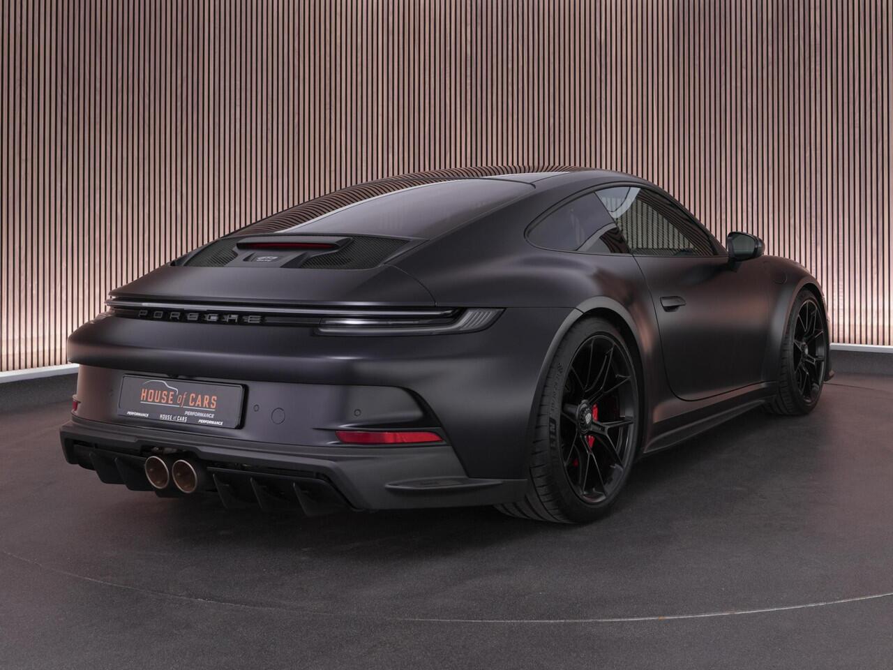 Porsche 911 4.0 GT3 Touring |Akrapovic|Akrapovic downpipes|Akrapovic diffusor|stealth PPF|Org. NL|kerm. coating|dealer onderhouden|lift|sport chrono|18-voudig|Bose|stoelverwarming|