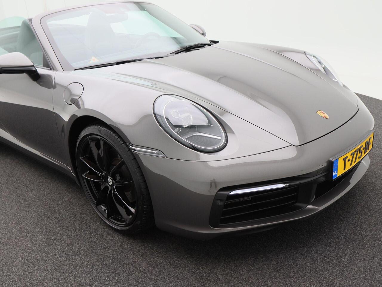 Porsche 911 Cabrio 3.0 Carrera 385 Pk Automaat | 360 Camera | Sportuitlaat | 20 Inch | Bose Audio | Carplay | LED | Parkeersensoren | Cruise Control | 57.285 Km!