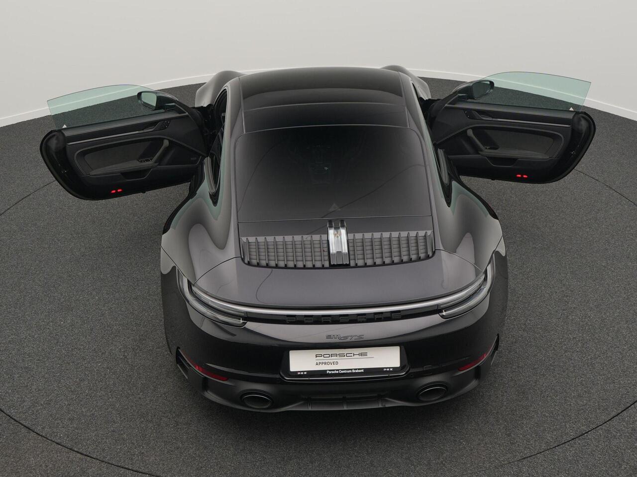 Porsche 911 Carrera GTS