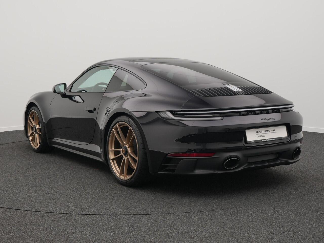 Porsche 911 Carrera GTS