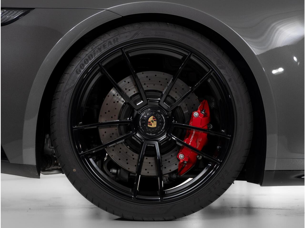 Porsche 911 Carrera GTS Cabriolet