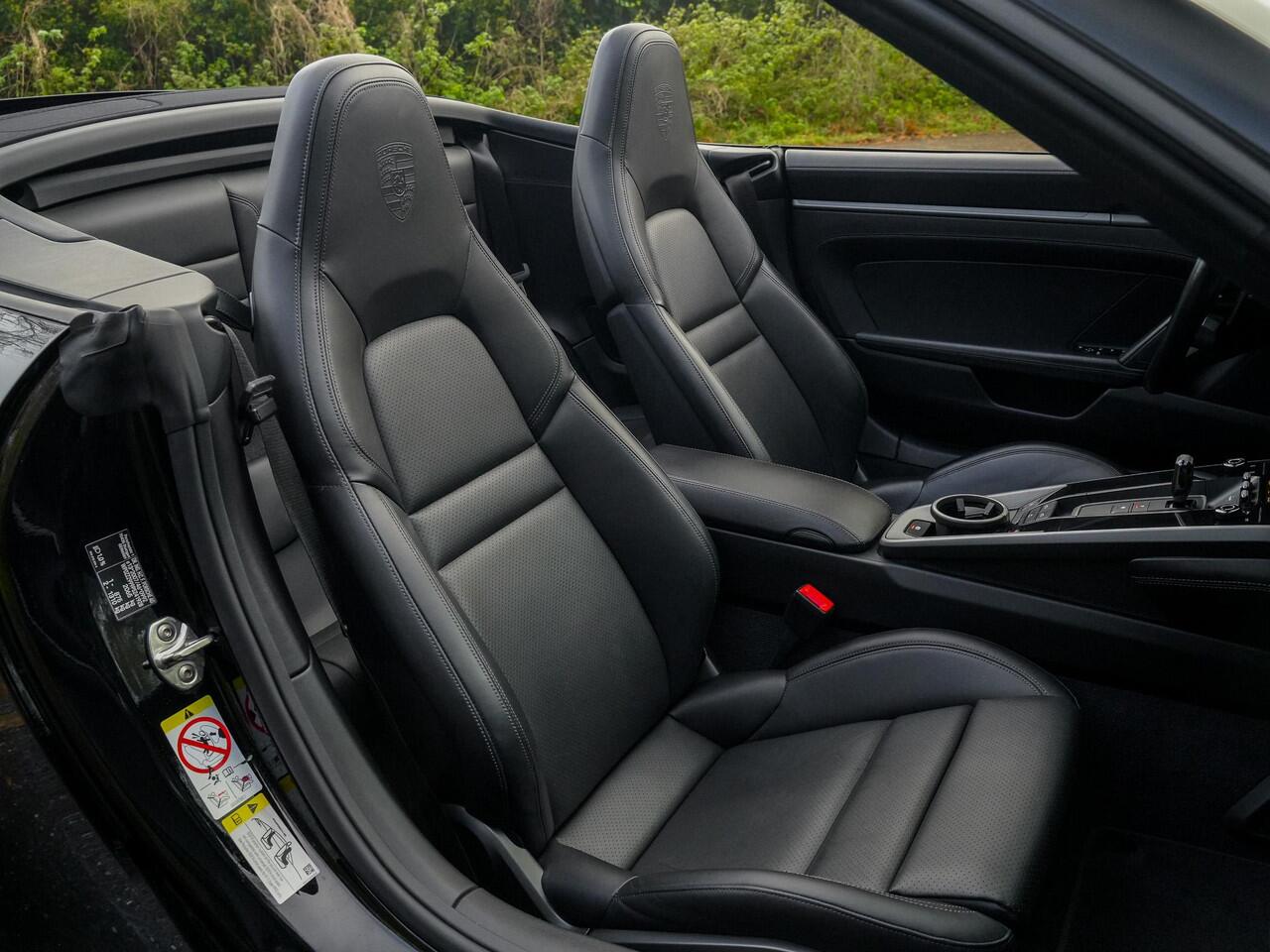 Porsche 911 Cabrio 3.0 Carrera 4 S | Sport Design | Sport Chrono | Approved | Bose | Memory| 360 camera |