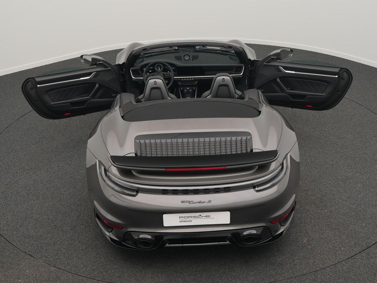 Porsche 911 Turbo S Cabriolet
