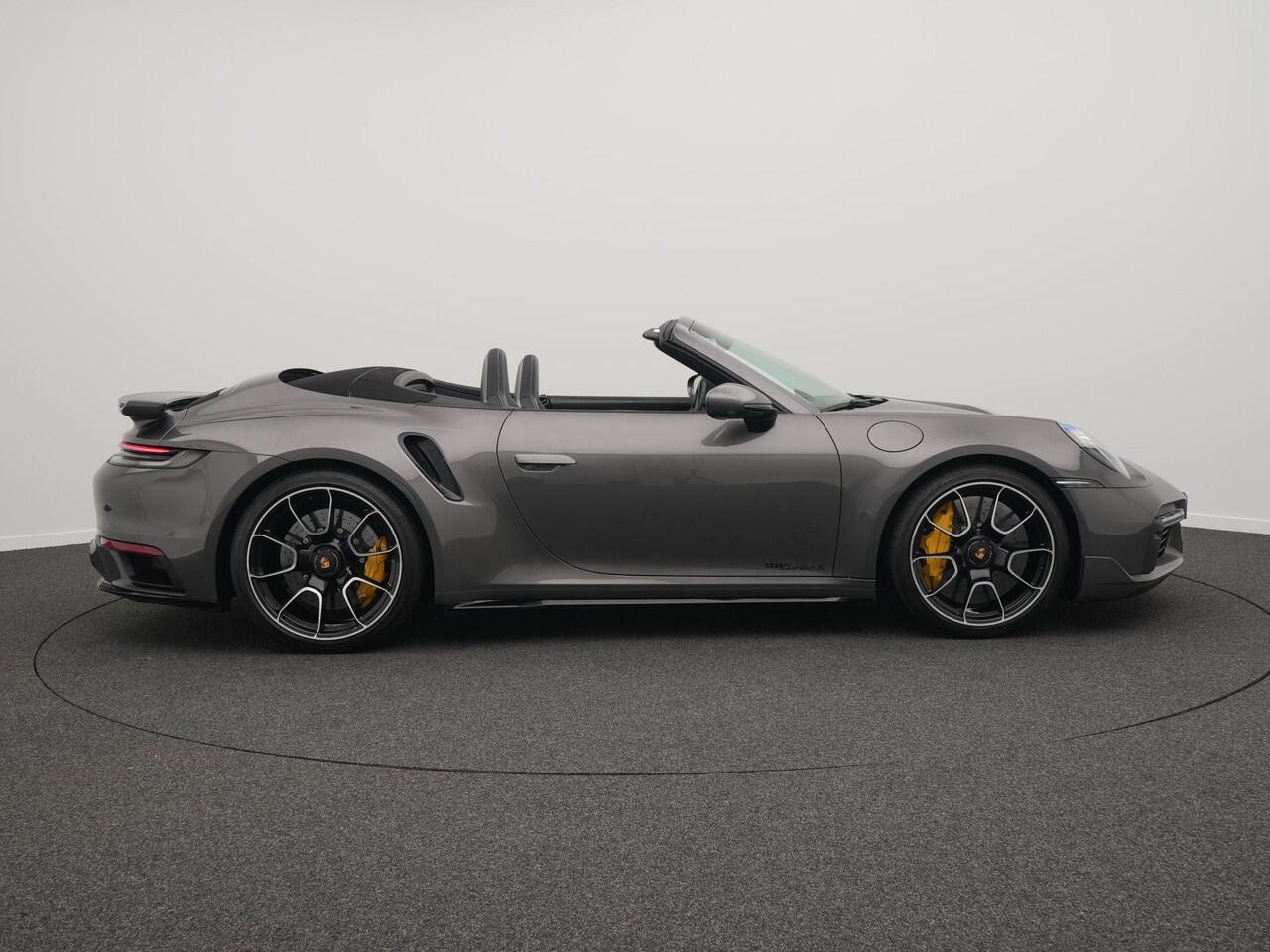 Porsche 911 Turbo S Cabriolet