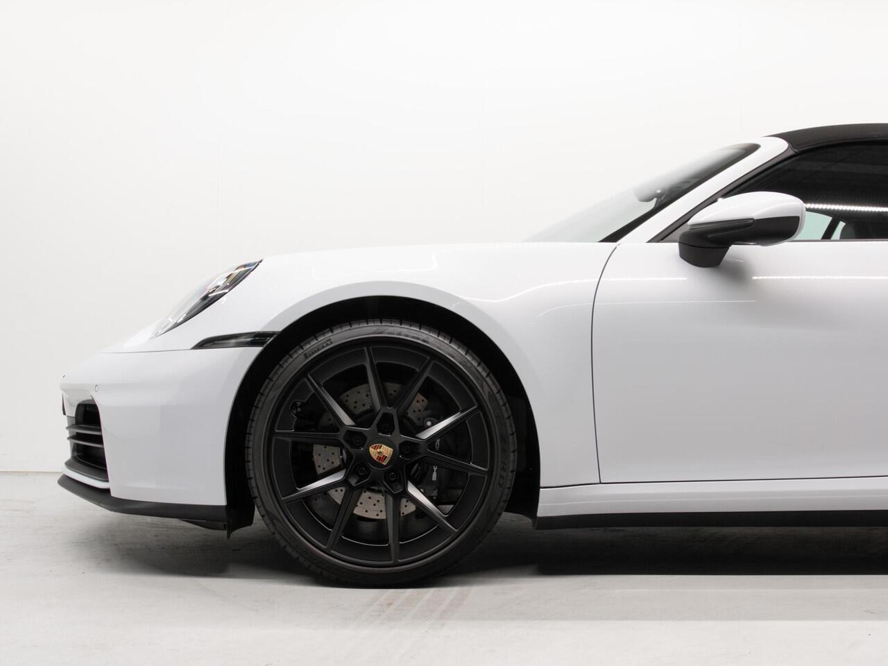 Porsche 911 Carrera Cabriolet