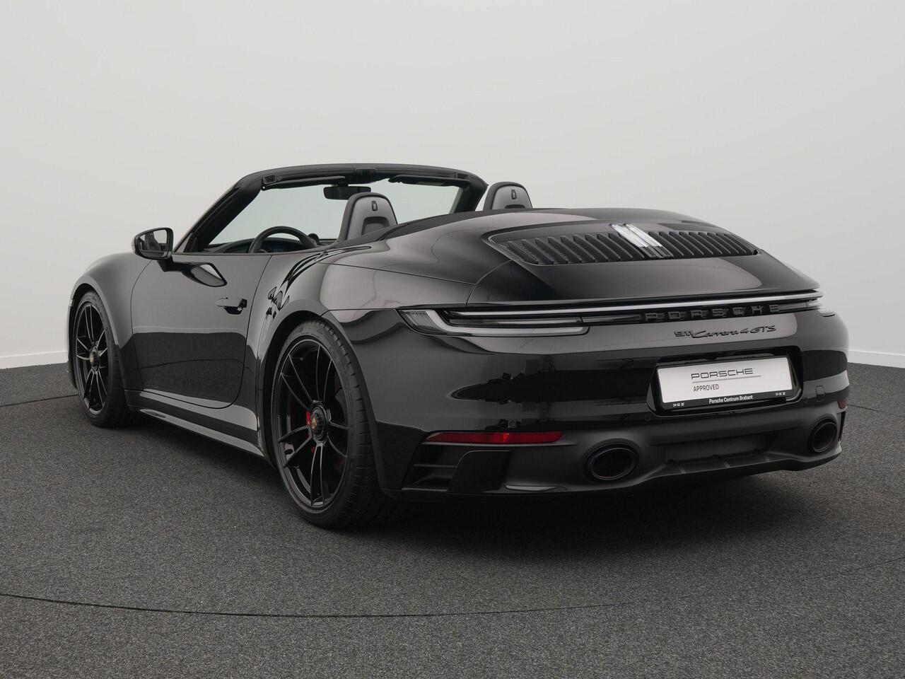 Porsche 911 Cabrio Carrera 4 GTS Cabriolet