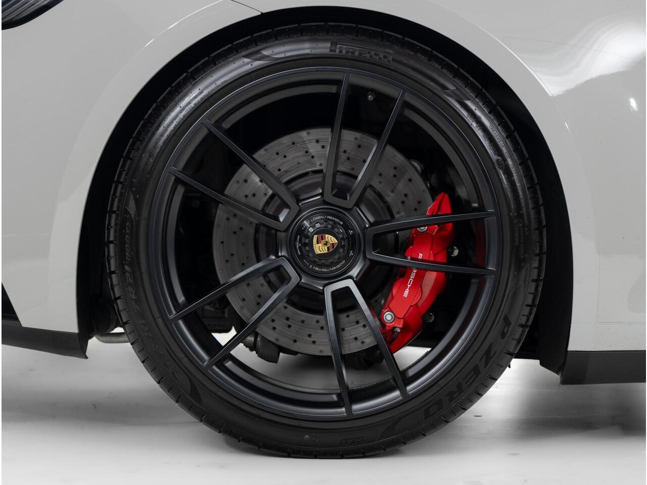 Porsche 911 Carrera GTS Cabriolet