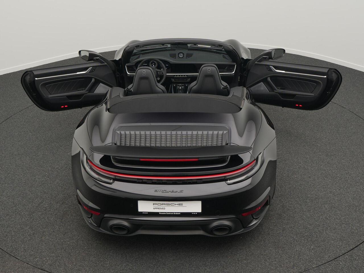 Porsche 911 Turbo S Cabriolet