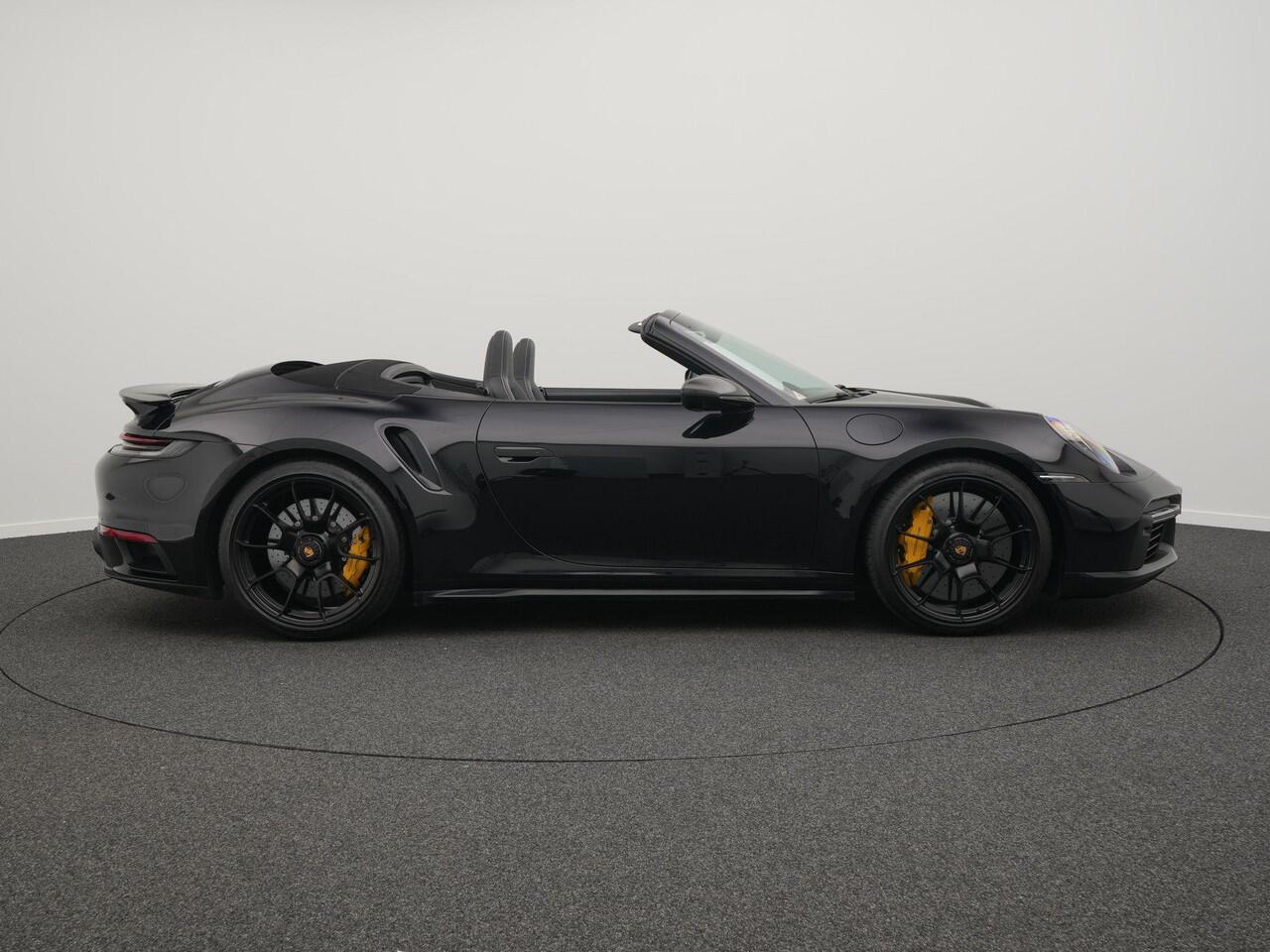 Porsche 911 Turbo S Cabriolet