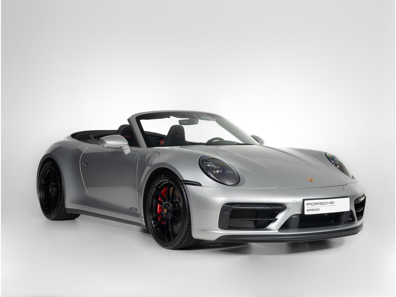 Porsche 911 Carrera 4 GTS Cabriolet