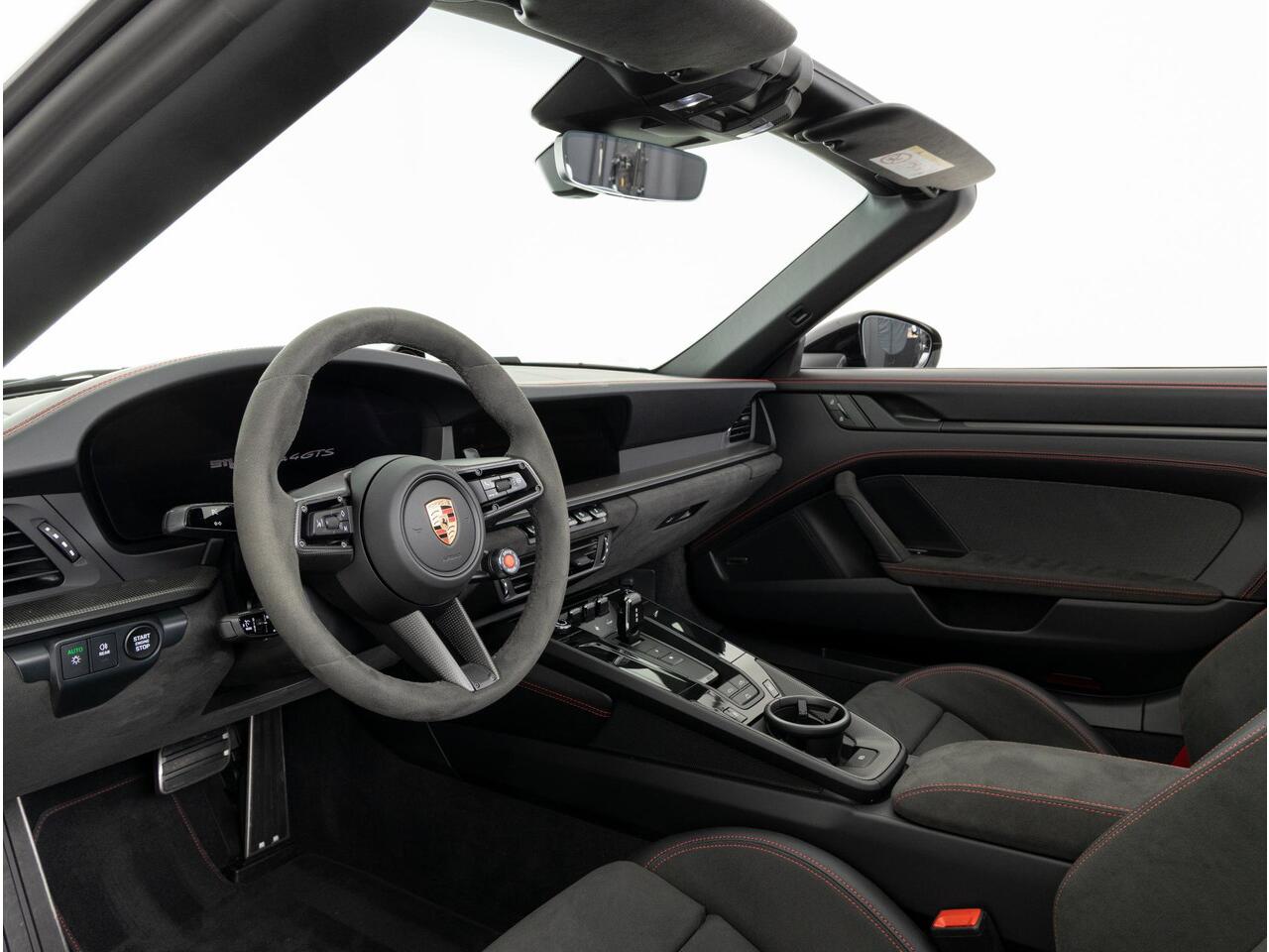 Porsche 911 Carrera 4 GTS Cabriolet