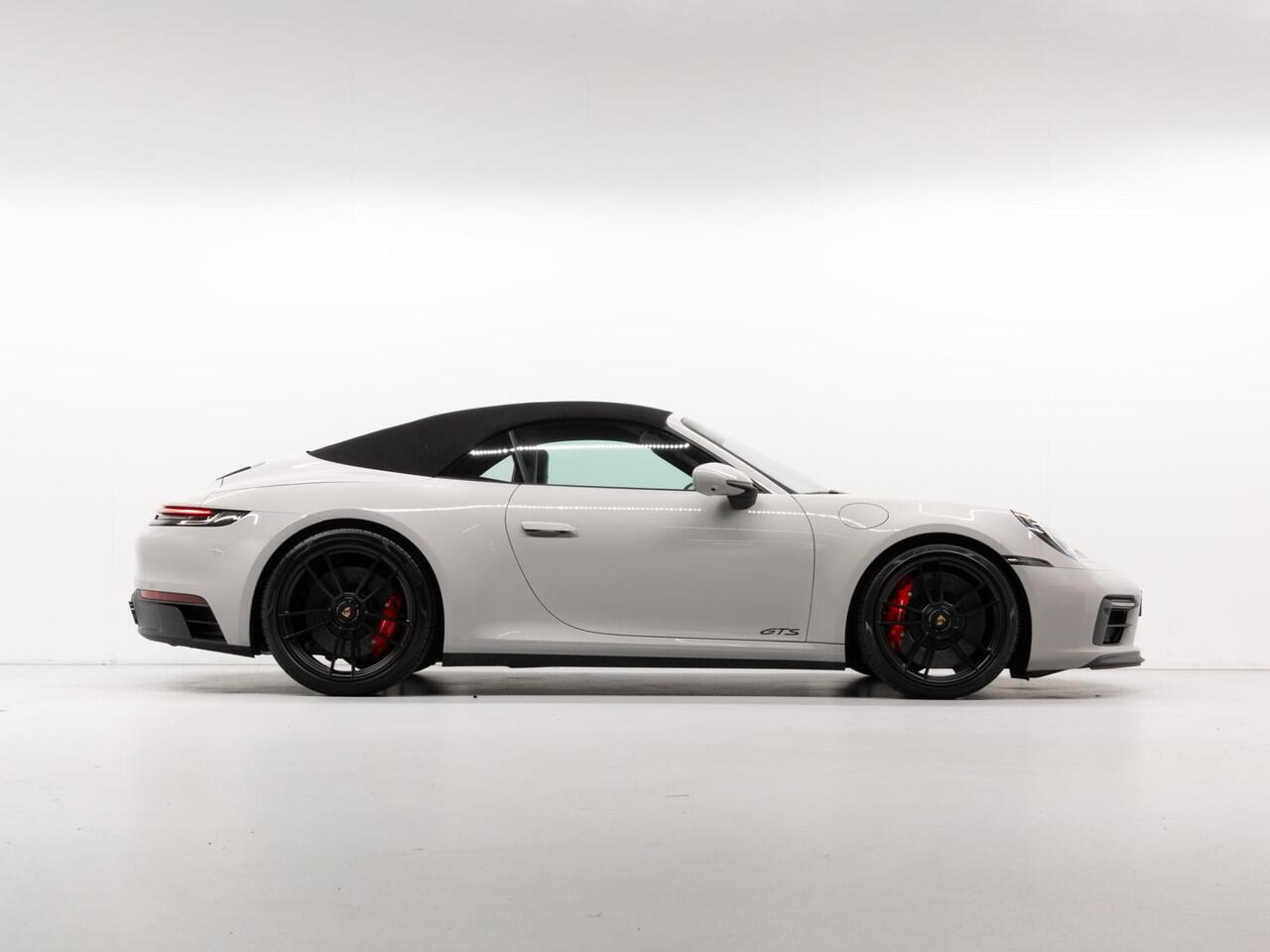 Porsche 911 Carrera GTS Cabriolet