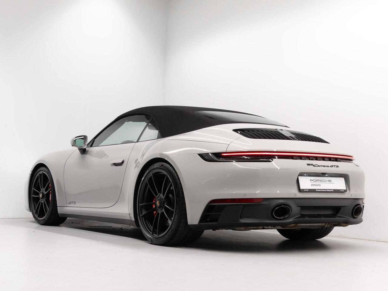 Porsche 911 Carrera GTS Cabriolet