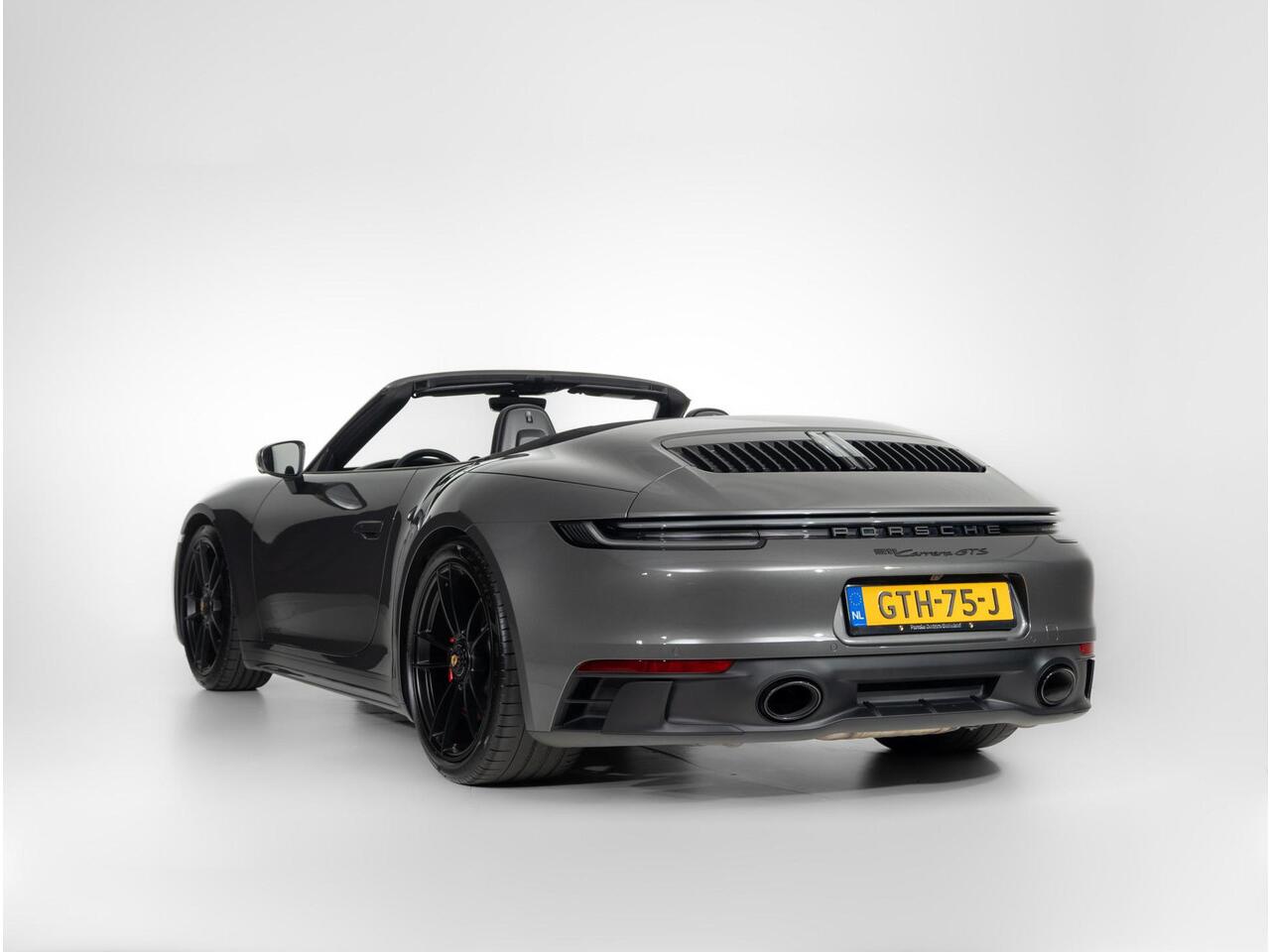 Porsche 911 Carrera GTS Cabriolet