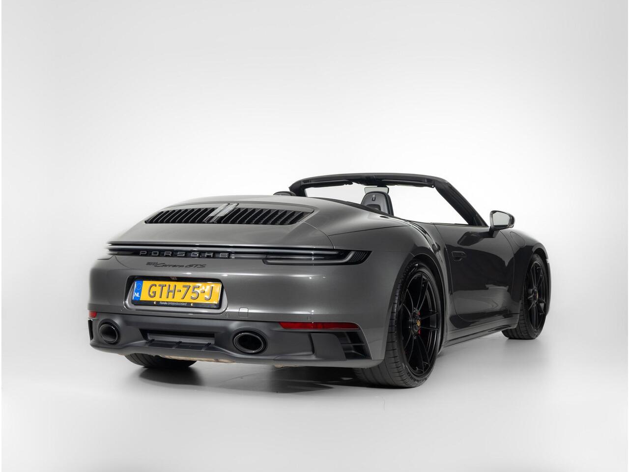 Porsche 911 Carrera GTS Cabriolet