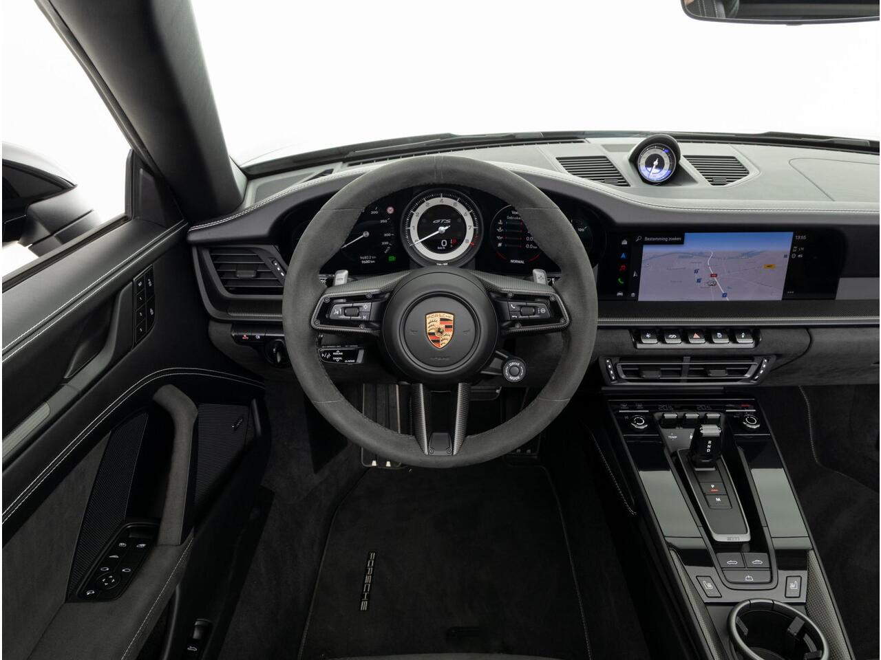 Porsche 911 Carrera 4 GTS Cabriolet