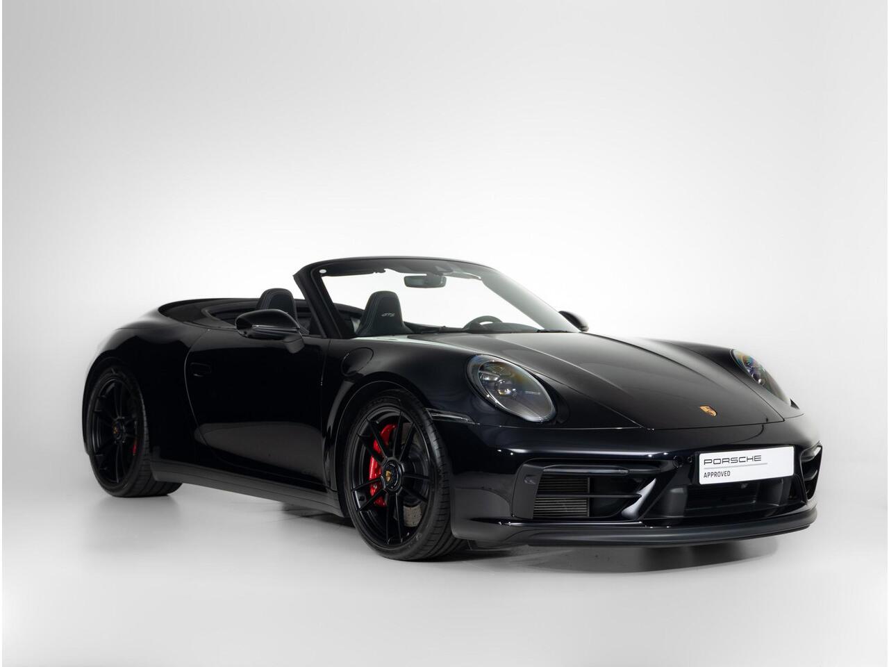 Porsche 911 Carrera 4 GTS Cabriolet